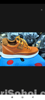 NEW STYLISH COMFORTABLE SPORT SNEAKERS